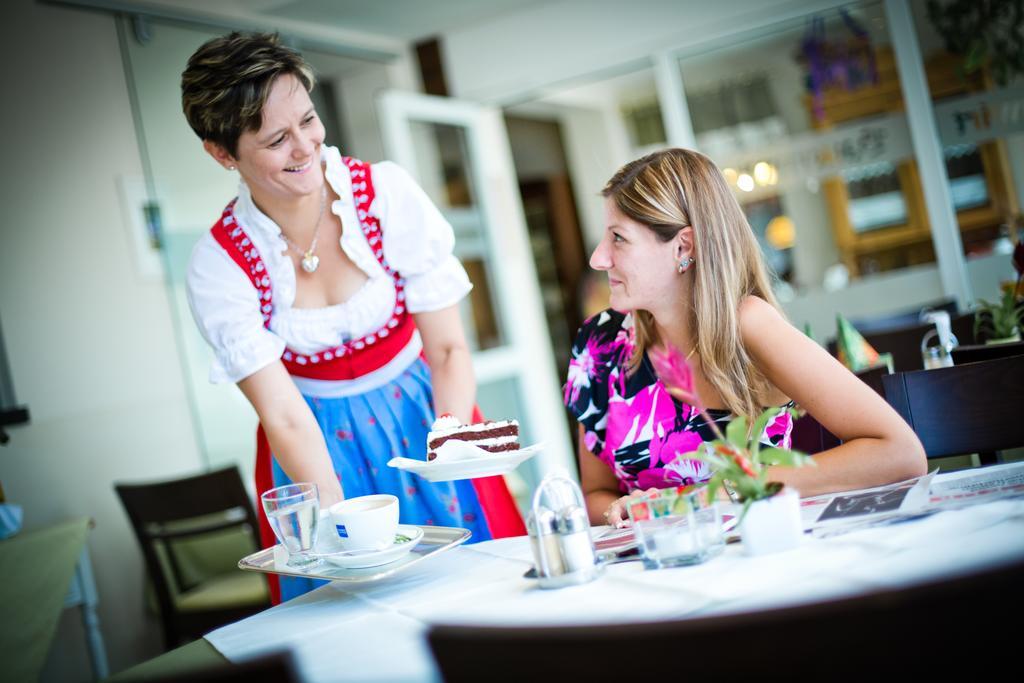 Bauernwirt Hotel Graz Kültér fotó