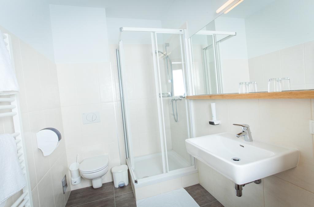 Bauernwirt Hotel Graz Szoba fotó